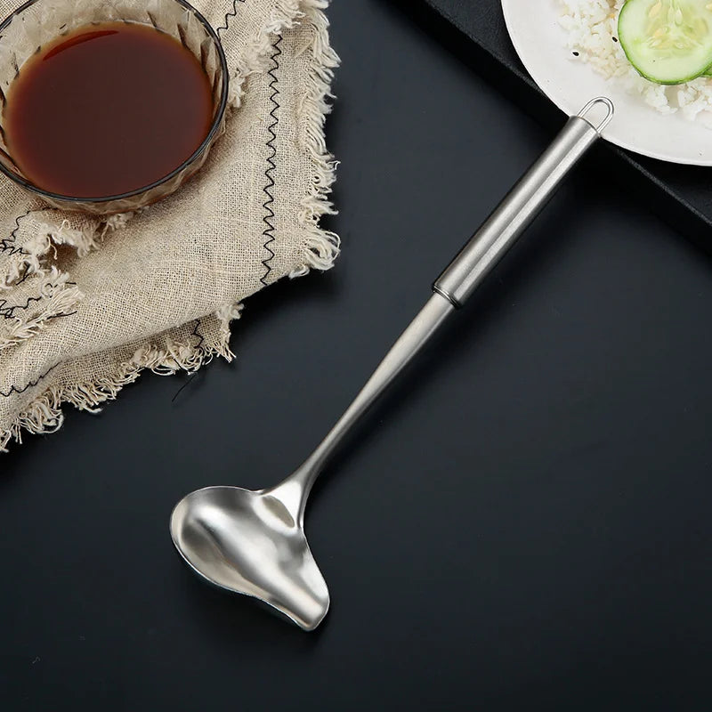 Duck Mouth Stainless Steel Soup Ladle - Stylish & Durable Kitchen Tool